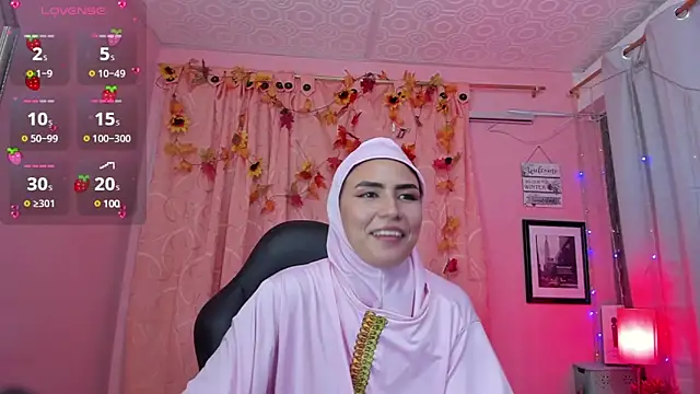 Snapshot of DarshaKhemu chatting on 02.13.25 DarshaKhemu online show from 02.13.25