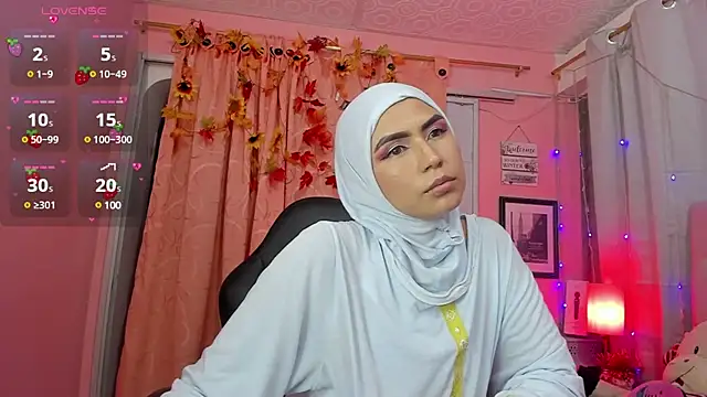 Snapshot of DarshaKhemu chatting on 03.07.25 DarshaKhemu online show from 03.07.25