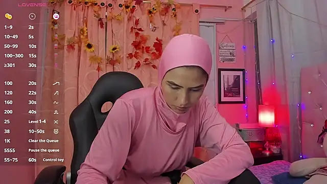 Snapshot of DarshaKhemu chatting on 03.14.25 DarshaKhemu online show from 03.14.25