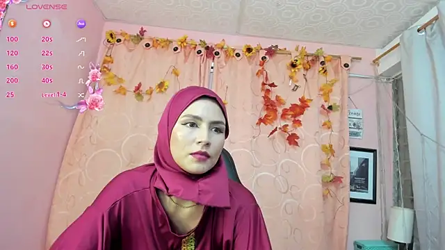 Snapshot of DarshaKhemu chatting on 11.08.25 DarshaKhemu online show from 11.08.25