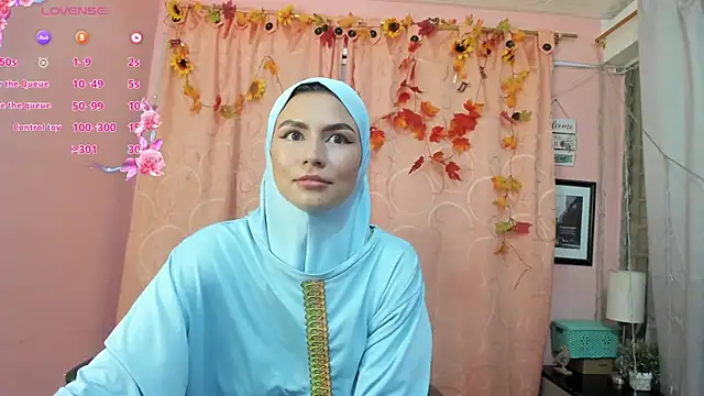 Snapshot of DarshaKhemu chatting on 11.11.25 DarshaKhemu online show from 11.11.25