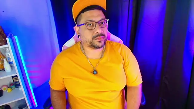 Snapshot of jacoob_woods chatting on 11.29.25 jacoob woods online show from 11.29.25