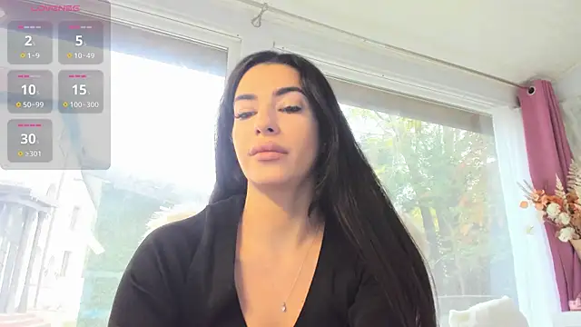 Snapshot of Naila18 chatting on 10.18.25 Naila18 online show from 10.18.25