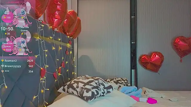 Mia Tin online show from 02.22.25