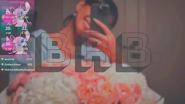 Mia Tin online show from 03.08.25