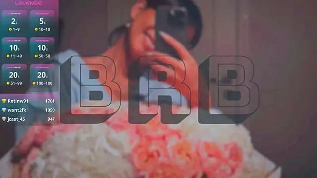 Mia Tin online show from 03.17.25