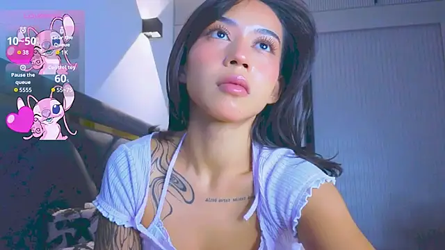 Mia Tin online show from 10.16.25