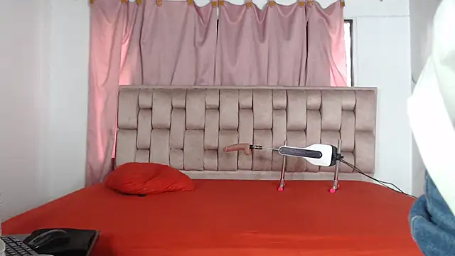 Sexytaty2022 online show from 02.22.26