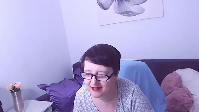 ChristaRose online show from 11.05.25