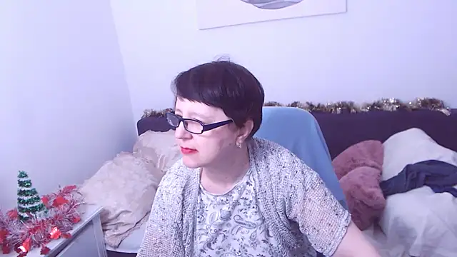 ChristaRose online show from 12.22.25