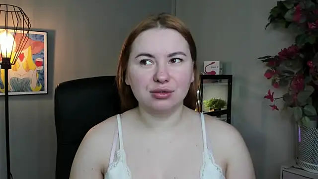 LAYLAxSTAR online show from 04.01.26