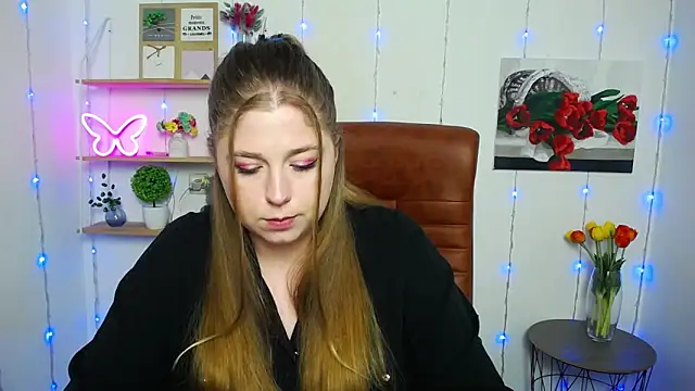 Snapshot of JessikaDaniel chatting on 03.22.25 JessikaDaniel online show from 03.22.25