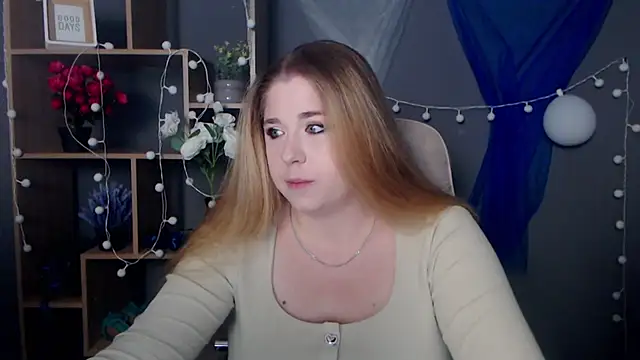 Snapshot of JessikaDaniel chatting on 10.14.25 JessikaDaniel online show from 10.14.25