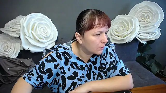 Snapshot of AliceInksSweetty chatting on 09.14.25 AliceInksSweetty online show from 09.14.25