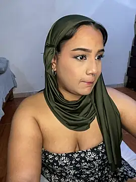 Snapshot of Maryam_yamal chatting on 12.29.24 Maryam yamal online show from 12.29.24