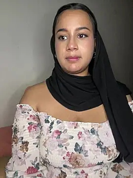 Snapshot of Maryam_yamal chatting on 03.09.25 Maryam yamal online show from 03.09.25