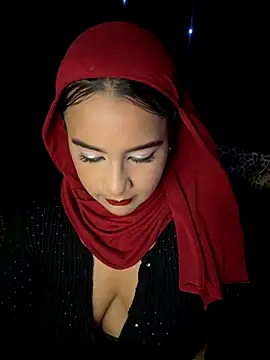 Snapshot of Maryam_yamal chatting on 10.04.25 Maryam yamal online show from 10.04.25