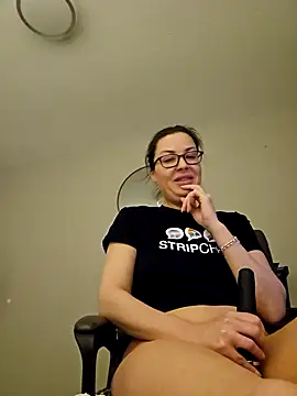 RebeccaXO  online show from 02.07.25