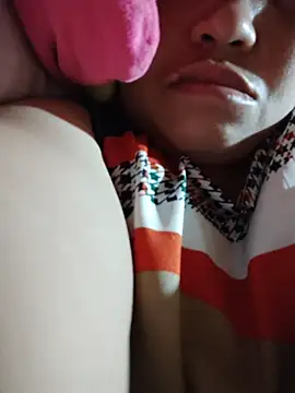 Snapshot of LalaiAsian chatting on 11.27.25 LalaiAsian online show from 11.27.25