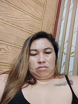 Snapshot of LalaiAsian chatting on 12.16.25 LalaiAsian online show from 12.16.25