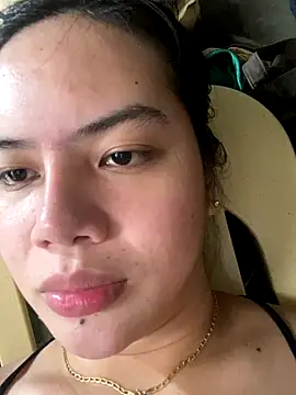 Hebefemme online show from 12.16.25