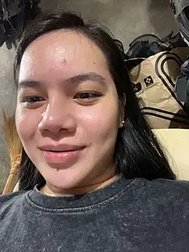 Hebefemme online show from 12.20.25