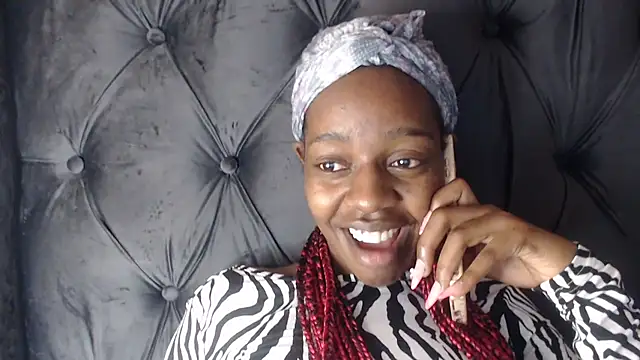 Snapshot of Sexynaughty_Gal chatting on 12.31.24 Sexynaughty Gal online show from 12.31.24