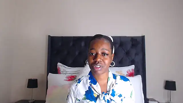 Sexynaughty Gal online show from 02.17.26