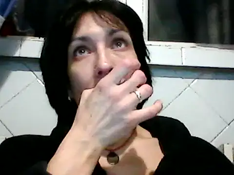 SunnyAmorre online show from 01.20.25