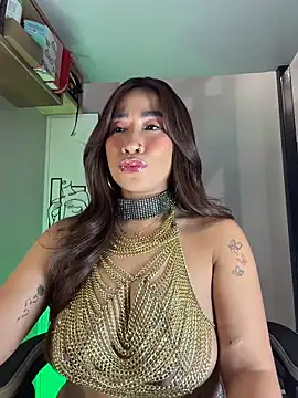 Snapshot of AsianMilfSheryl chatting on 02.26.26 AsianMilfSheryl online show from 02.26.26