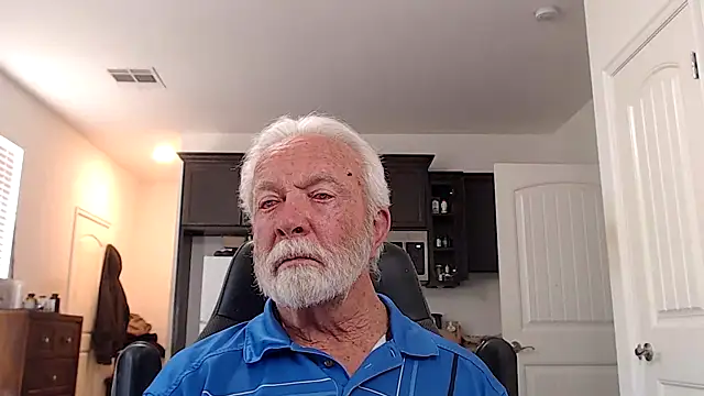Snapshot of rockpoint69 chatting on 04.08.26 rockpoint69 online show from 04.08.26