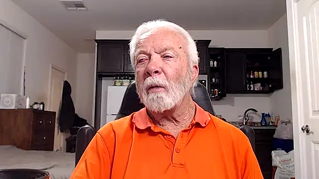 Snapshot of rockpoint69 chatting on 04.12.26 rockpoint69 online show from 04.12.26