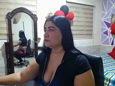 Snapshot of sofia_millerx chatting on 02.13.26 sofia millerx online show from 02.13.26