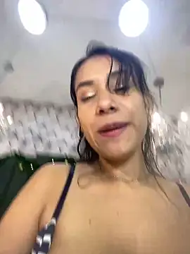 PilarJones  online show from 12.28.24
