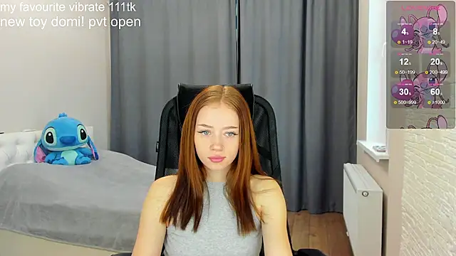 Hot Mia  online show from 12.04.24