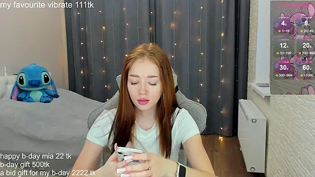 Hot Mia  online show from 01.21.25