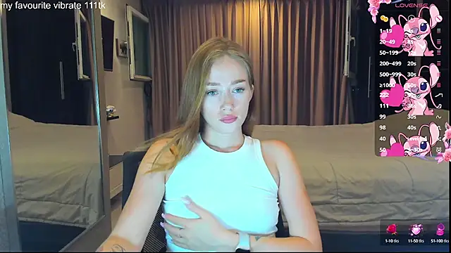 Hot Mia  online show from 09.27.25