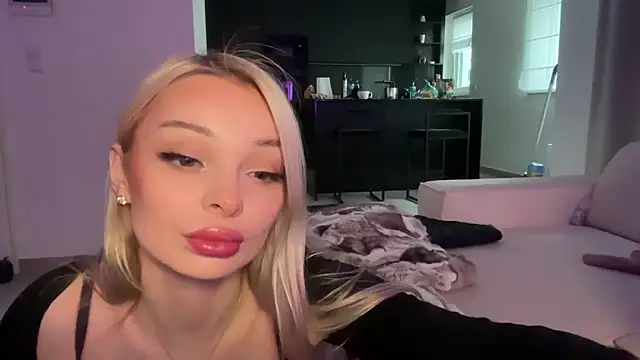 HannaXLove online show from 02.01.26