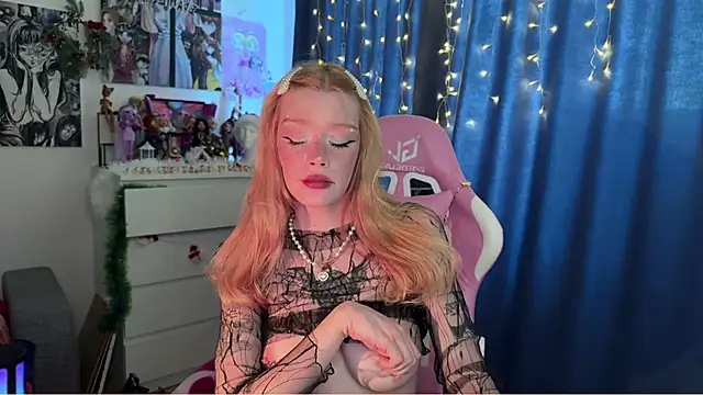 boobsybootie online show from 12.18.24