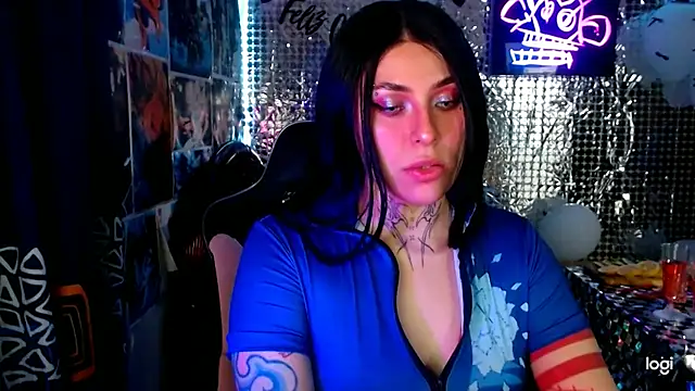 Snapshot of JINX_26 chatting on 09.13.25 JINX 26 online show from 09.13.25