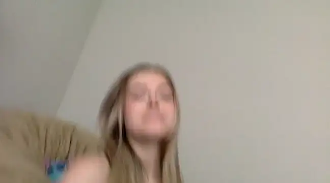 Snapshot of collegeslay chatting on 01.05.25 collegeslay online show from 01.05.25