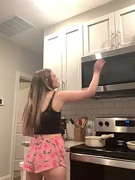 Snapshot of collegeslay chatting on 01.30.25 collegeslay online show from 01.30.25