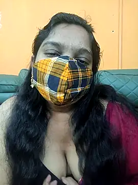 Snapshot of lovely-latha chatting on 12.03.25 lovely-latha online show from 12.03.25