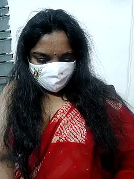 Snapshot of lovely-latha chatting on 02.21.26 lovely-latha online show from 02.21.26