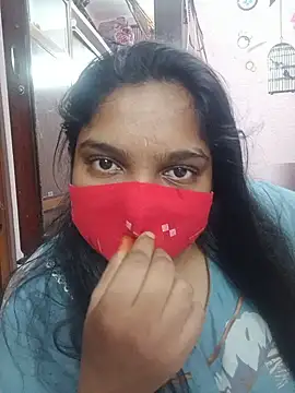 Snapshot of lovely-latha chatting on 05.22.26 lovely-latha online show from 05.22.26