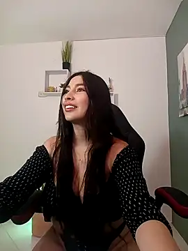 bella 99  online show from 12.10.24