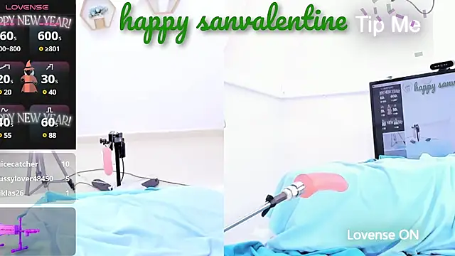 naty girl  online show from 02.14.25