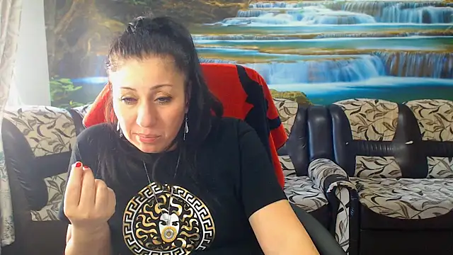 MoistMady online show from 02.25.26