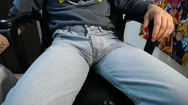 Snapshot of ricksamm chatting on 12.19.25 ricksamm online show from 12.19.25