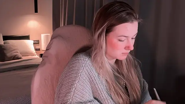 elinanortas online show from 11.29.25